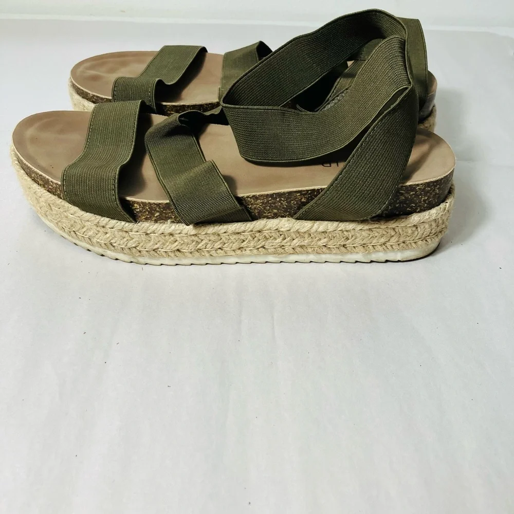 Torrid Strappy Platform Sandal Women’s 10 Olive Green‎ Nylon Sling Back Summer